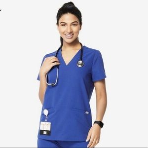 Figs Winning Blue Small 3-Pocket Scrub Top NWT